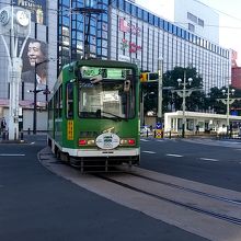 いろんなカラーの車両があるようです
