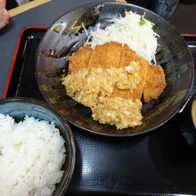 揚げたてカツがおいしい