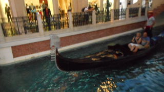ベネチアの運河が