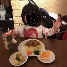 お子様ランチで娘もご機嫌♫