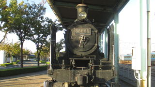 多度津は四国鉄道発祥の地なのです！