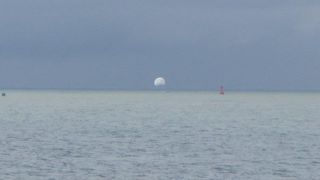 那覇空港近くの散歩道