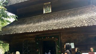 マラムレシュ地方の木造教会群