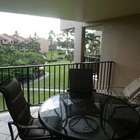 ベランダから海がわずかに見える