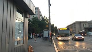 空港までは2系統の路線バスで行ける