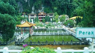 入り口の右側にある孫文の「寿」の文字を見逃さないで。