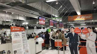 日本のLCCターミナルは…と評価されてしまう。