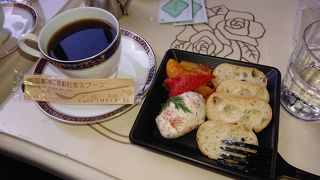 帝国劇場2階にある喫茶店