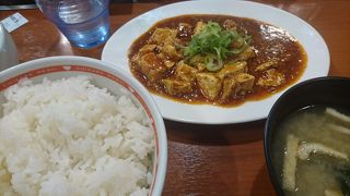 定食はライスお代わり自由！