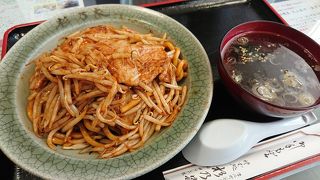 豚肉とモヤシがたっぷり