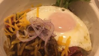 おっちょこちょい店員