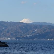 富士山が頭だけ見えました