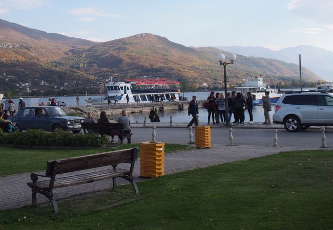 船がほとんど見ない