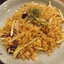 地だこと黄ニラの炒飯