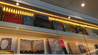 快適羽田空港JALラウンジ