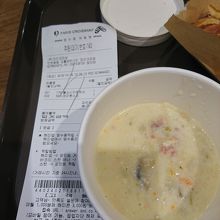 チャウダーも美味でした