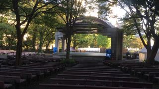 うっすらとした小音楽堂