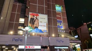 西武新宿駅のビル