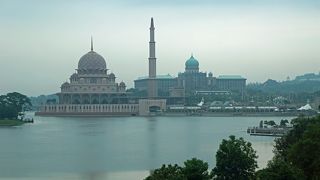 マハティール首相と大前研一の夢の跡。