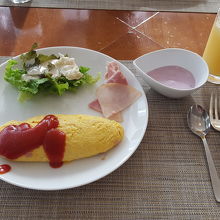 卵料理、サラダ等