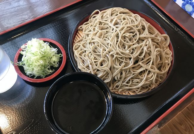 人気の立ち食い蕎麦