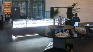 セントレジス１階