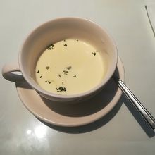 （前菜と)スープ