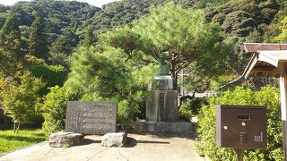 大音量で流れています