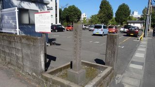 維新の偉人ですが、一人だけ離れています