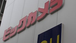 ユニクロとビックカメラ