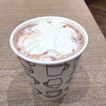ホイップクリーム入りホットココア