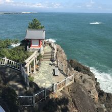 海津見神社を見下ろす