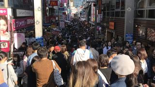 なんでこんなに混むのか、理解不能です