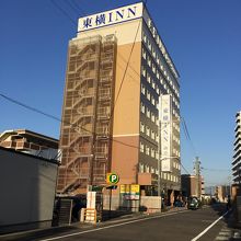 南草津駅からきて見える建物　少し歩く距離があります