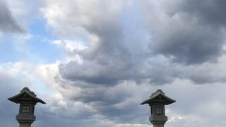 出雲大社に向かう神様はこの浜から上陸