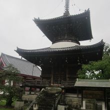 高山寺の顔といえば、やはりこちらの多宝塔ですね！