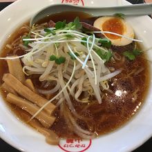 醤油ラーメン