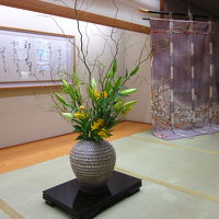 通路にも老舗の風格が！