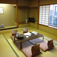 横長の和室１２畳は禁煙室