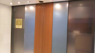 今は2階サクララウンジ使用中