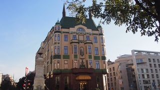 ホテルモスクワがいい目印