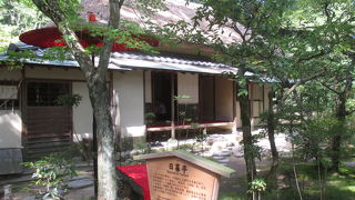 景色でいうと、掬月亭の方がお勧めです。