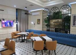 Madison Ave Hotel Bishkek 写真