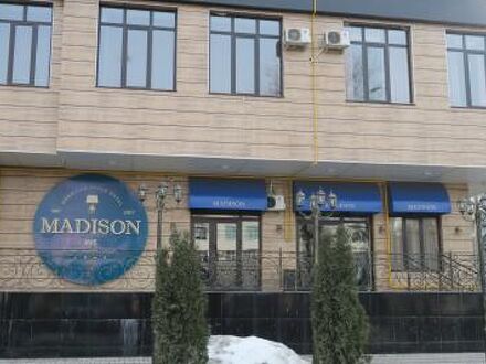 Madison Ave Hotel Bishkek 写真