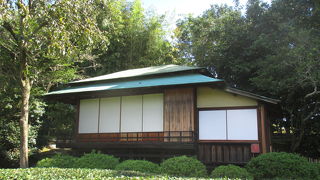 別荘の様な佇まいです。