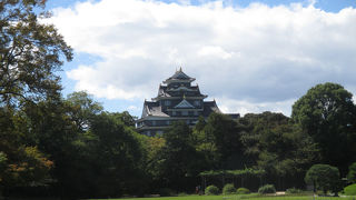 後楽園からの眺めも抜群です。