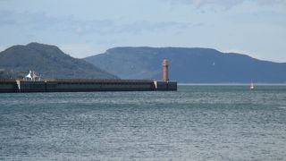瀬戸内海の港でもこんな長い突堤が必要なのですね。