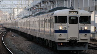 日中でも混雑しています