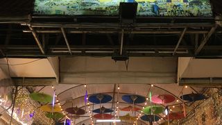 なぜか雷雨に。