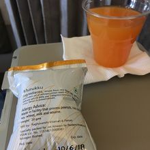 スナックサービスあり